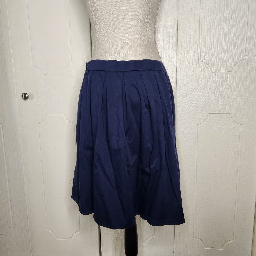 5/$15 Navy Blue Cotton Skirt - Picture 7 of 9